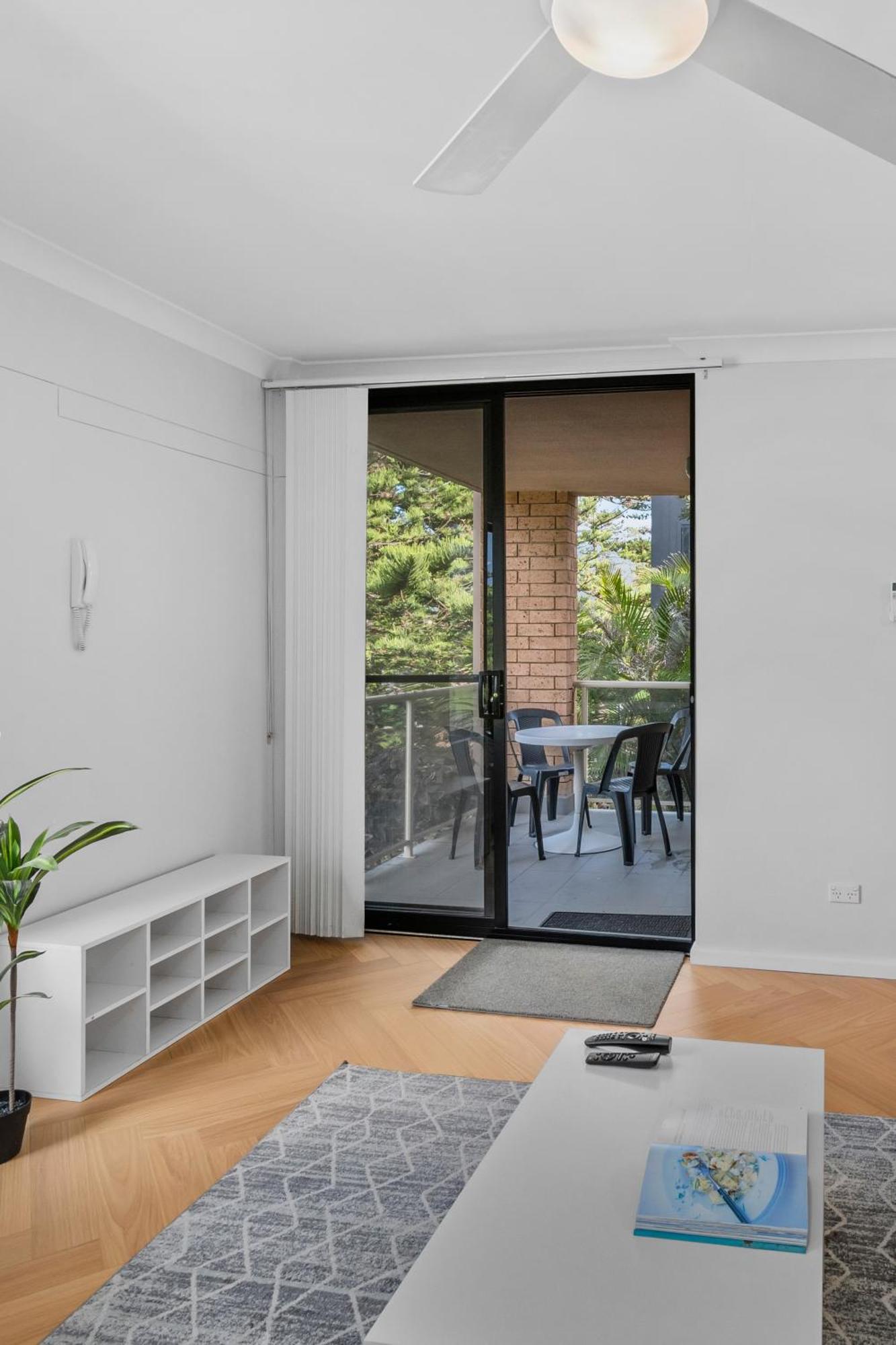 Esplanade Escape - Beachfront Family Bliss Apartment